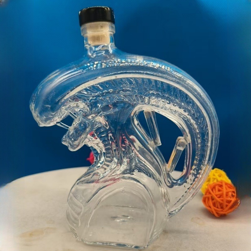 Alien Xenomorph-vormige whisky - Glass Decanter Whiskey recensie en prijs