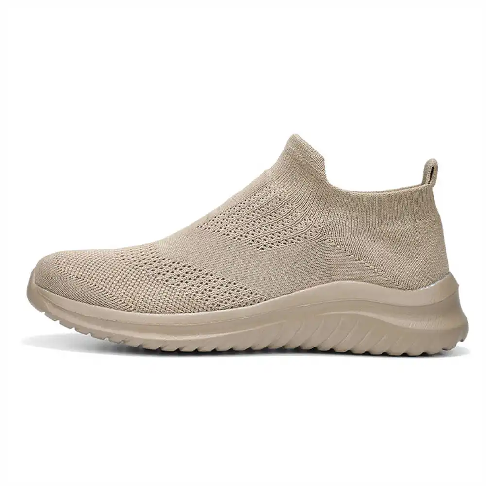 Beige Zachte Nieuwe Nieuwighei - Luxury Lifestyle News recensie en prijs